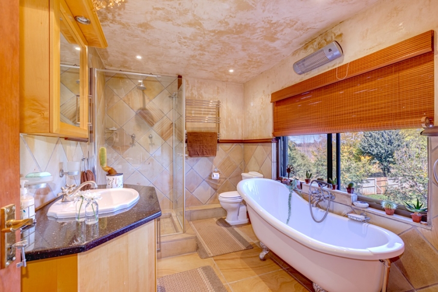 5 Bedroom Property for Sale in Luciana Country Estate Free State